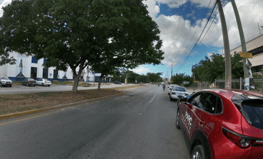 Terreno en Venta en Av. José López Portillo Campeche, Camp.