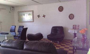 casalote en venta en rebolo. Cod V6903