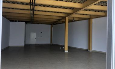 LOCAL 142 MTS TOCUMEN , PLAZA SANTA FE