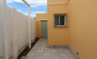 OPORTUNIDAD- CASA DE  3 AMBIENTES- APTO CREDITO