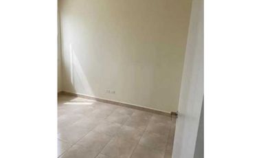 VENDO APARTAMENTO, EN ARRAIJAN, PLAYA DORADA 3R