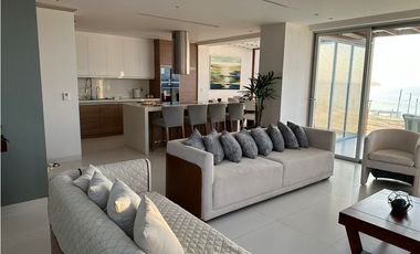 En venta hermosa casa con vista al mar