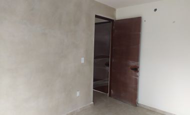 Casa de 3 recámaras con alberca en condominio,  centro de Jiutepec, Mor.
