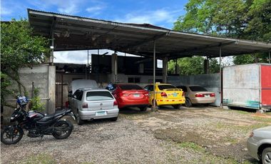LOCAL COMERCIAL EN VIA PANAMERICANA