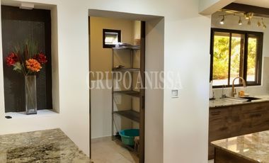 Oportunidad! Se Vende Hermosa casa Chalet en Altos del Maria