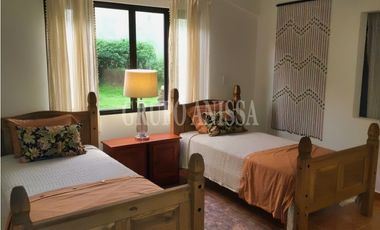 Oportunidad! Se Vende Hermosa casa Chalet en Altos del Maria