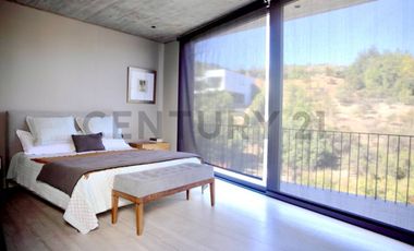 ARRIENDO CASA DE LUJO VALLE ESCONDIDO
