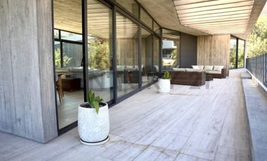 ARRIENDO CASA DE LUJO VALLE ESCONDIDO