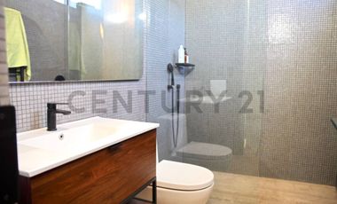 ARRIENDO CASA DE LUJO VALLE ESCONDIDO