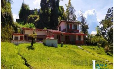 Casa campestre en Arriendo Hojas andinas Guarne