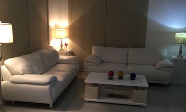 RENTA DE CASA CON VISTA AL CAMPO DE GOLF