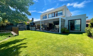 CASA EN VENTA, 3D 3B más servicio, CHICUREO