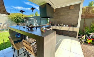 CASA EN VENTA, 3D 3B más servicio, CHICUREO