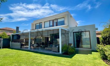 CASA EN VENTA, 3D 3B más servicio, CHICUREO