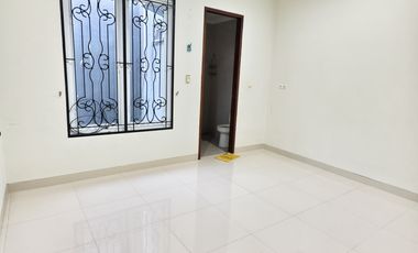 Rumah Hoek Badan di ICON COSMO BSD City,dekat AEON Mall