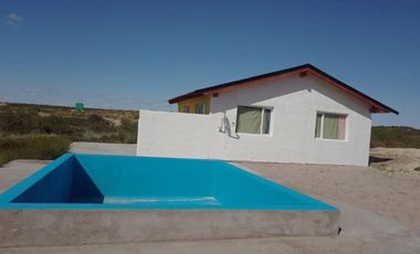 Casa en Venta con Piscina  en Las Grutas