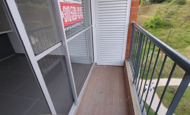 apartamento en arriendo en la ceja. Cod A62195