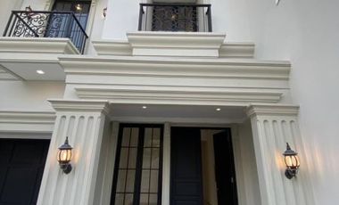 Rumah baru design classic modern area lingkungan elit di Cempaka Putih Jakarta pusat