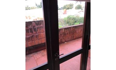 VENTA DE CHALET DE CATEGORIA EN LO MEJOR DE CAISAMAR CON PISCINA, JACUZZI, CANCHA DE PADDLE/BASQUET