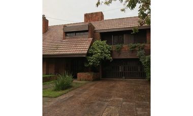 VENTA DE CHALET DE CATEGORIA EN LO MEJOR DE CAISAMAR CON PISCINA, JACUZZI, CANCHA DE PADDLE/BASQUET
