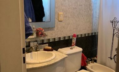 Casa PH en venta en Parque Johnston