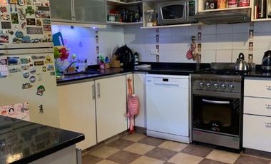 Casa PH en venta en Parque Johnston