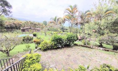 SASAIMA- HERMOSA FINCA EN CONDOMINIO (PARA REMODELAR)