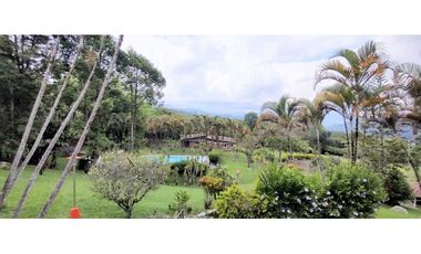 SASAIMA- HERMOSA FINCA EN CONDOMINIO (PARA REMODELAR)