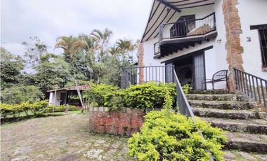 SASAIMA- HERMOSA FINCA EN CONDOMINIO (PARA REMODELAR)