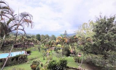 SASAIMA- HERMOSA FINCA EN CONDOMINIO (PARA REMODELAR)