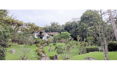 SASAIMA- HERMOSA FINCA EN CONDOMINIO (PARA REMODELAR)