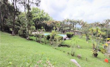 SASAIMA- HERMOSA FINCA EN CONDOMINIO (PARA REMODELAR)