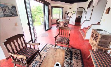 SASAIMA- HERMOSA FINCA EN CONDOMINIO (PARA REMODELAR)