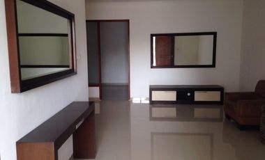 Dijual Rumah townhouse 750 m dr Cinere mall dg lingkungan nyaman
