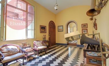 Suipacha y Arenales - Edificio Francés Divino - Excelente Categoría - Súper Luminoso