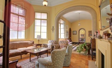 Suipacha y Arenales - Edificio Francés Divino - Excelente Categoría - Súper Luminoso