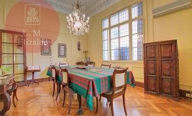 Suipacha y Arenales - Edificio Francés Divino - Excelente Categoría - Súper Luminoso