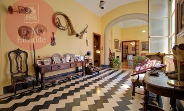 Suipacha y Arenales - Edificio Francés Divino - Excelente Categoría - Súper Luminoso