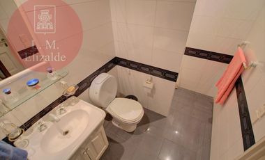 Suipacha y Arenales - Edificio Francés Divino - Excelente Categoría - Súper Luminoso