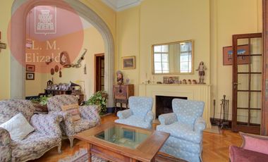 Suipacha y Arenales - Edificio Francés Divino - Excelente Categoría - Súper Luminoso