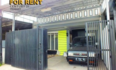 Di Sewakan Rumah 4 Kamar Siap Huni Dekat Tol di Taman Kopo Indah Bandung