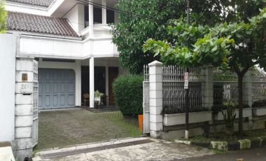 Dijual Rumah Besar Setraria Sukagalih Pasteur Bandung