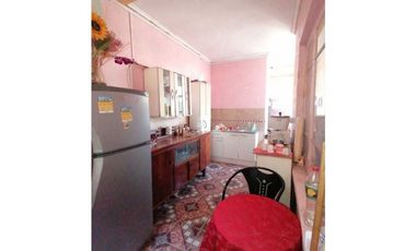 Vende o Arrienda  Casa/comercial en calle Ricardo Vicuña