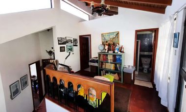 Casa independiente de venta en El Dorado, 5 habitaciones.  $159.000