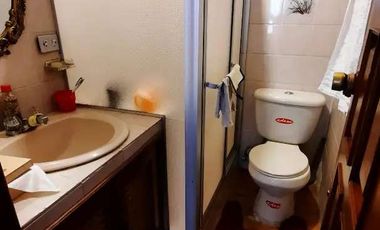 Casa independiente de venta en El Dorado, 5 habitaciones.  $159.000