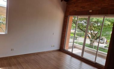casa campestre en arriendo/venta en cerritos. Cod A5009