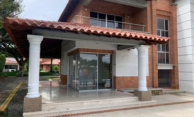 casa campestre en arriendo/venta en cerritos. Cod A5009