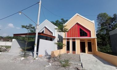 Rumah di jual di dekat exit toll prambanan