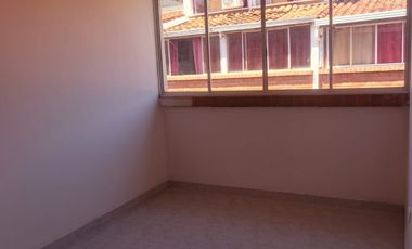 casa en arriendo en fontana. Cod A217371