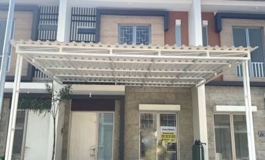 Rumah disewakan di Jawa Timur, Gresik
